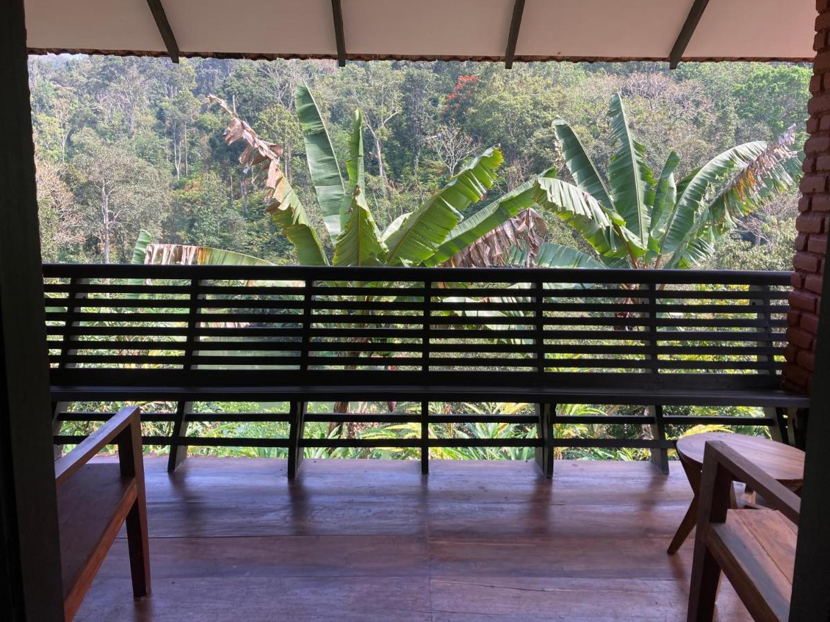 Spice Forest Plantation Homestay, Thekkady Vandiperiyar Luaran gambar