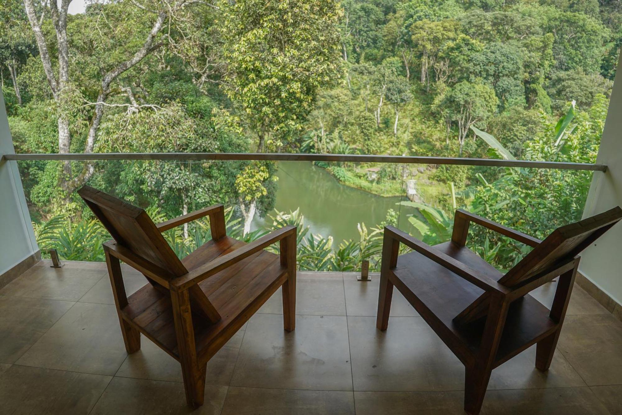 Spice Forest Plantation Homestay, Thekkady Vandiperiyar Luaran gambar